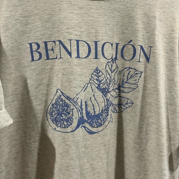 “blessings” oversized t-shirt - Picture 2 of 4